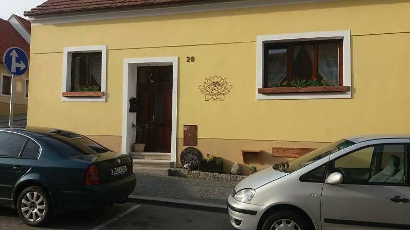 Apartman Lotos Apartment Mikulov Exterior photo